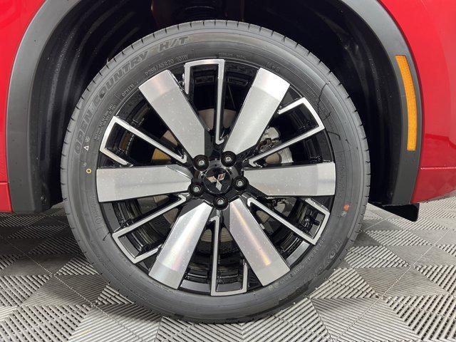 new 2025 Mitsubishi Outlander car, priced at $40,305