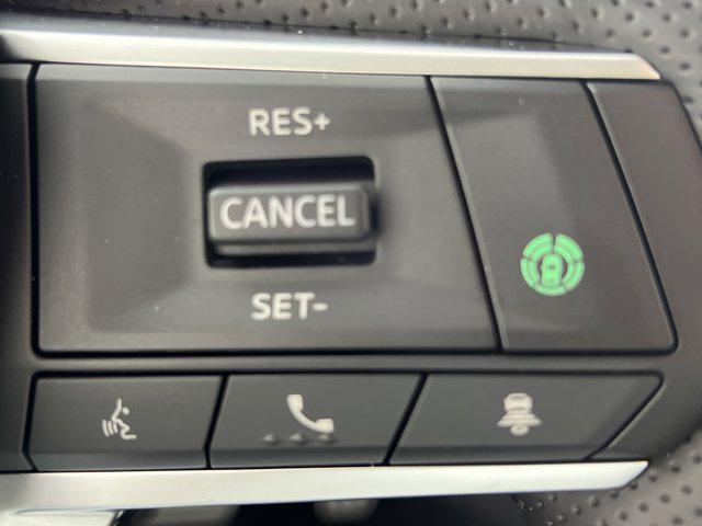 new 2025 Mitsubishi Outlander car, priced at $38,075