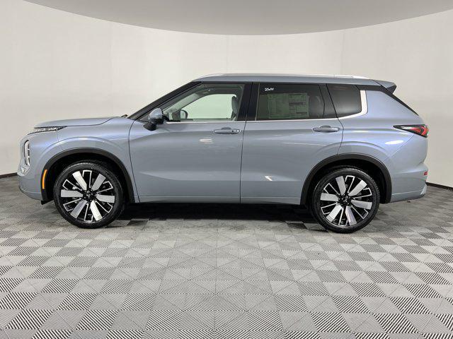 new 2025 Mitsubishi Outlander car, priced at $38,075