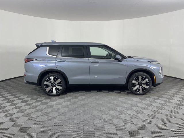 new 2025 Mitsubishi Outlander car, priced at $35,185