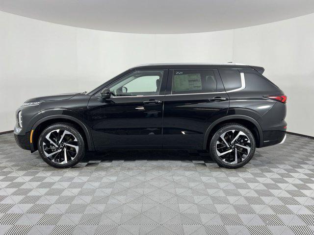 new 2024 Mitsubishi Outlander car, priced at $38,015