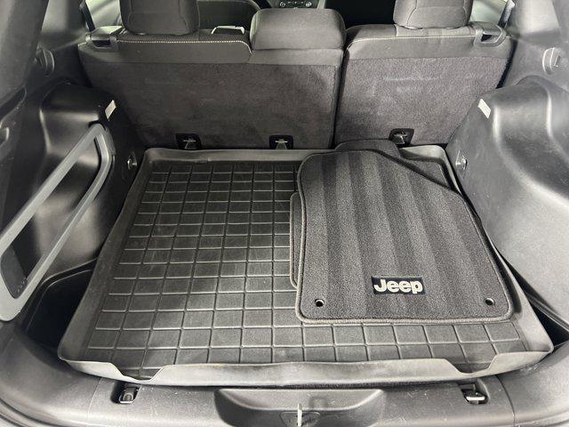 used 2015 Jeep Cherokee car, priced at $8,997