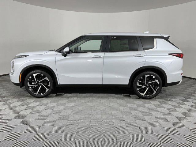 new 2024 Mitsubishi Outlander car, priced at $34,875