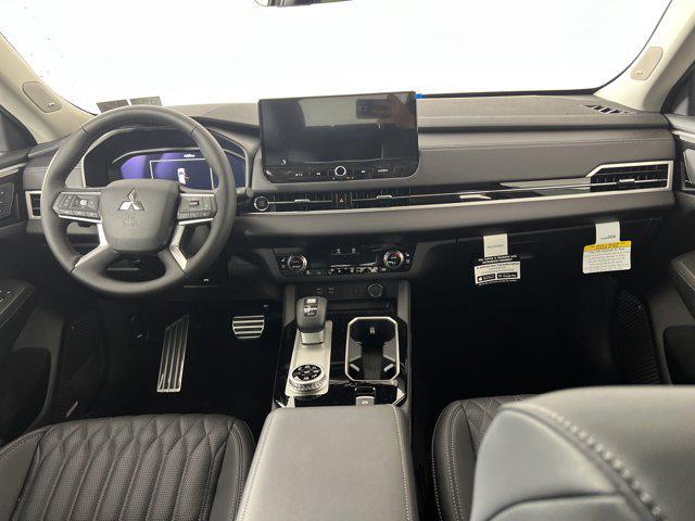 new 2025 Mitsubishi Outlander car, priced at $40,155