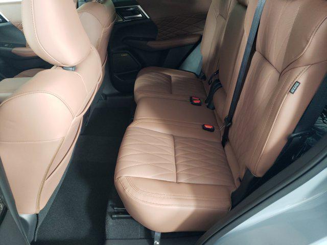 new 2025 Mitsubishi Outlander car, priced at $43,110