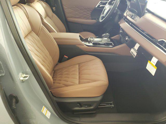 new 2025 Mitsubishi Outlander car, priced at $43,110
