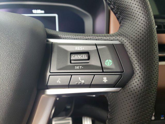 new 2025 Mitsubishi Outlander car, priced at $43,110