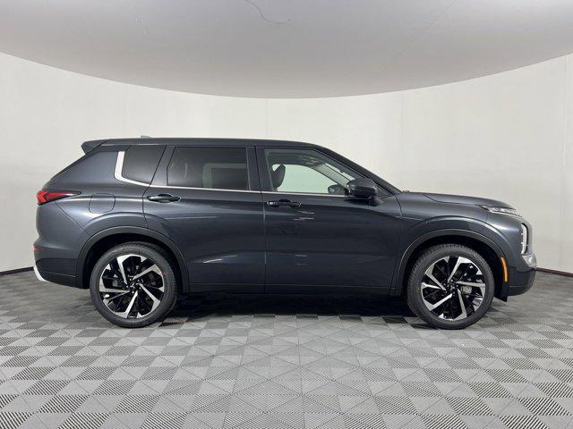 new 2024 Mitsubishi Outlander car, priced at $30,000