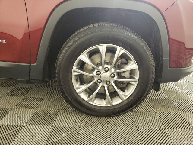used 2019 Jeep Cherokee car, priced at $17,497