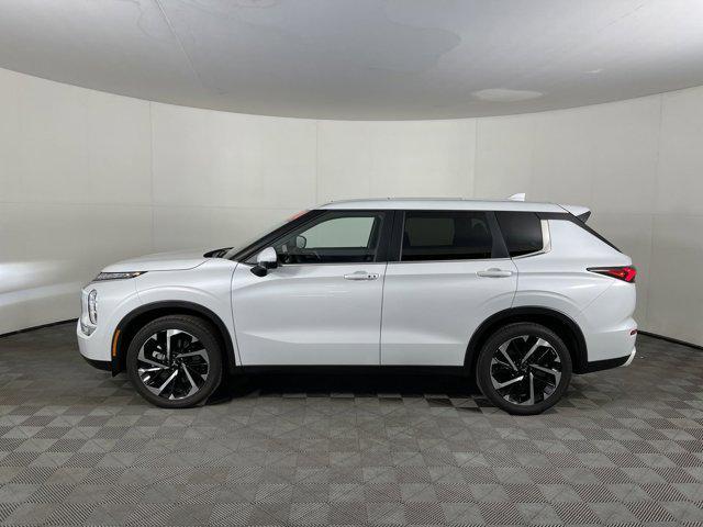 used 2024 Mitsubishi Outlander car, priced at $28,497