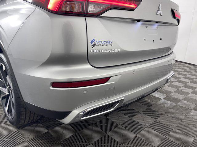 used 2022 Mitsubishi Outlander car, priced at $21,997