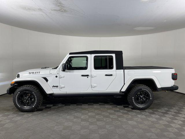 used 2024 Jeep Gladiator car, priced at $36,497