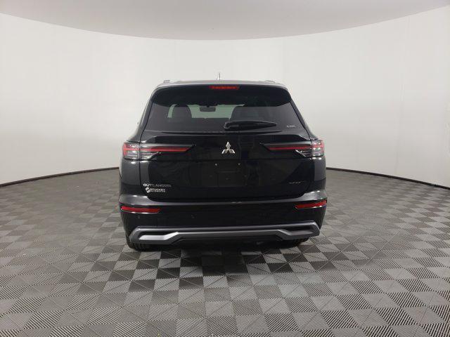 new 2025 Mitsubishi Outlander car, priced at $40,290