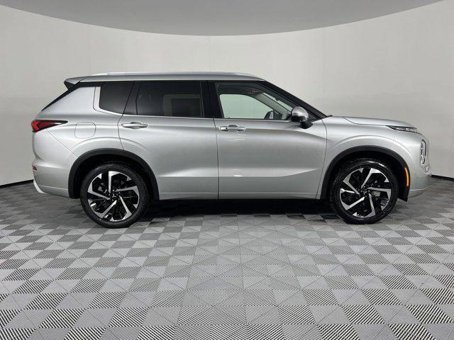 new 2024 Mitsubishi Outlander car, priced at $33,660