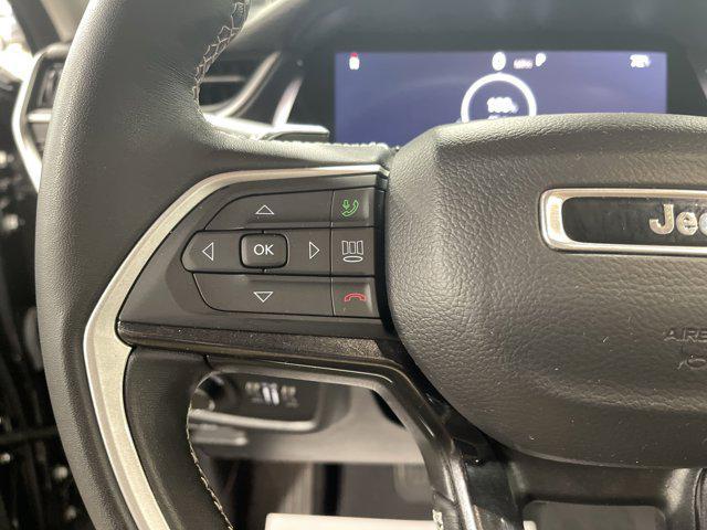 used 2022 Jeep Grand Cherokee car, priced at $28,497