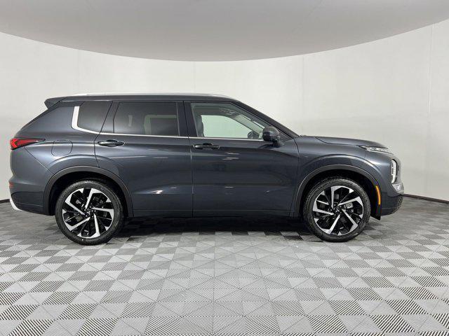 new 2024 Mitsubishi Outlander car, priced at $35,470