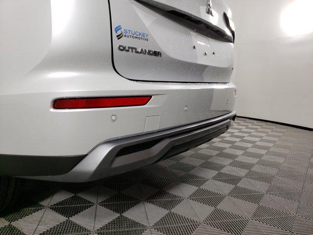 new 2025 Mitsubishi Outlander car, priced at $35,625