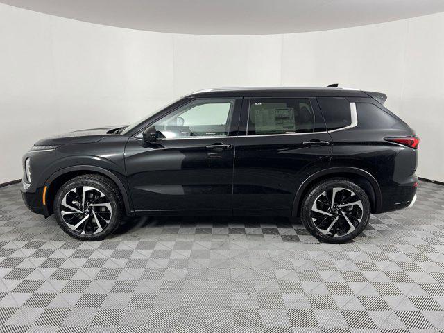 new 2024 Mitsubishi Outlander car, priced at $33,015