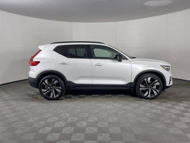 used 2024 Volvo XC40 car, priced at $29,997