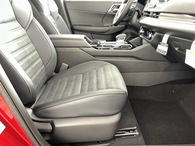 new 2025 Mitsubishi Outlander car, priced at $38,430