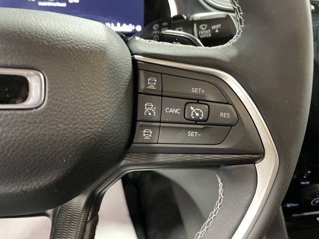 used 2024 Jeep Grand Cherokee car, priced at $33,997