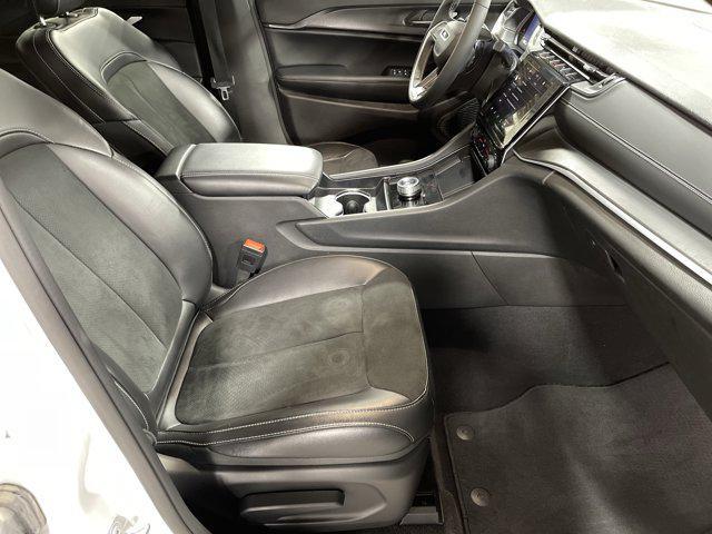 used 2024 Jeep Grand Cherokee car, priced at $33,997