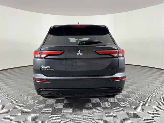 new 2024 Mitsubishi Outlander car, priced at $31,505