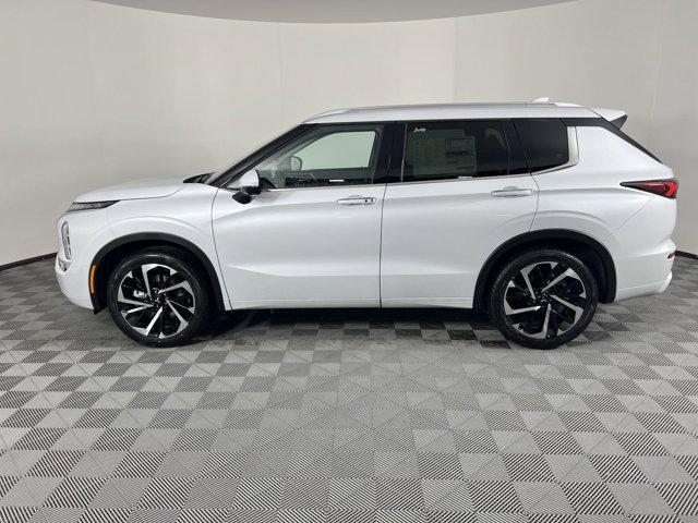 new 2024 Mitsubishi Outlander car, priced at $33,715