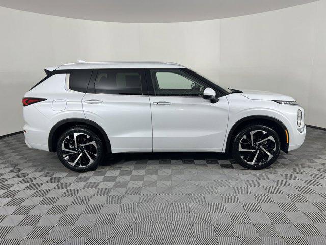 new 2024 Mitsubishi Outlander car, priced at $33,715