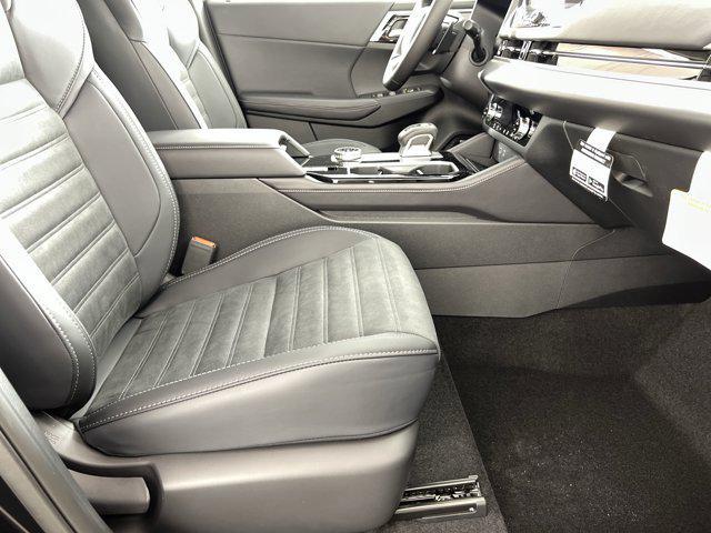 new 2025 Mitsubishi Outlander car, priced at $34,635