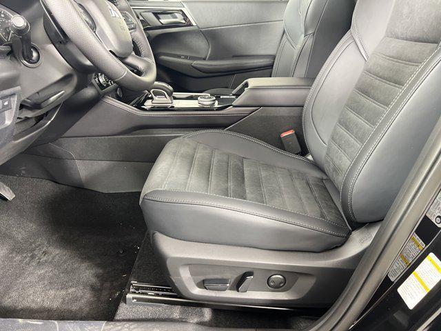 new 2025 Mitsubishi Outlander car, priced at $34,635