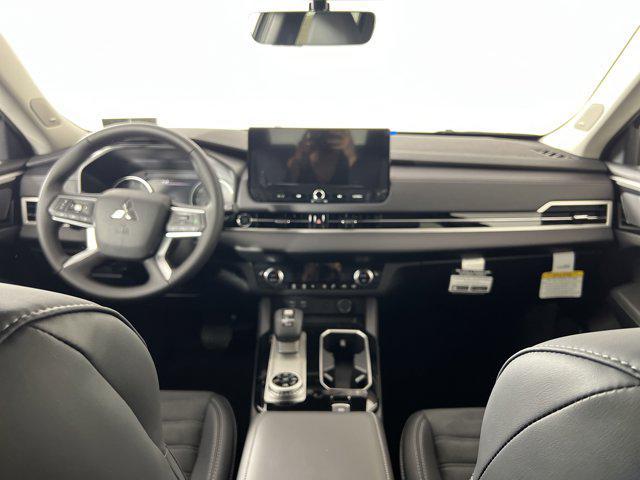 new 2025 Mitsubishi Outlander car, priced at $34,635