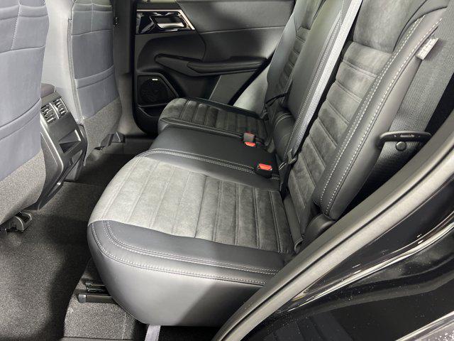 new 2025 Mitsubishi Outlander car, priced at $34,635