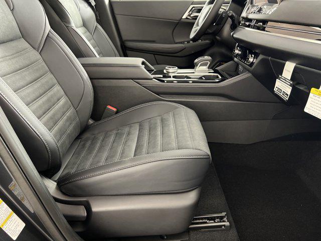 new 2025 Mitsubishi Outlander car, priced at $38,215