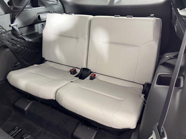 new 2025 Mitsubishi Outlander car, priced at $38,035