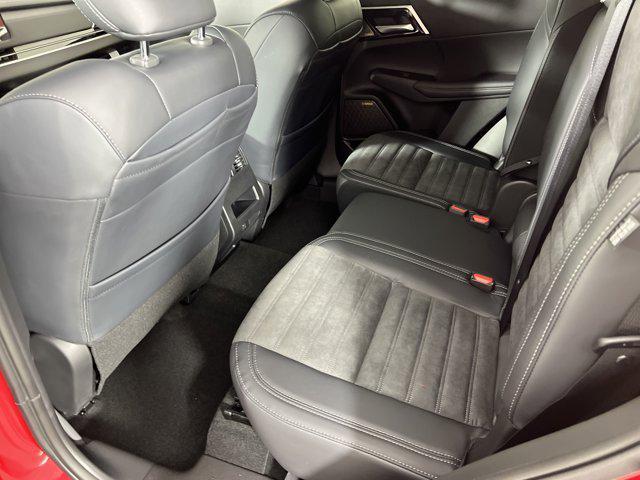 new 2025 Mitsubishi Outlander car, priced at $37,070