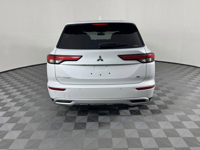 new 2024 Mitsubishi Outlander car, priced at $30,485