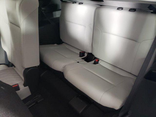new 2025 Mitsubishi Outlander car, priced at $40,345