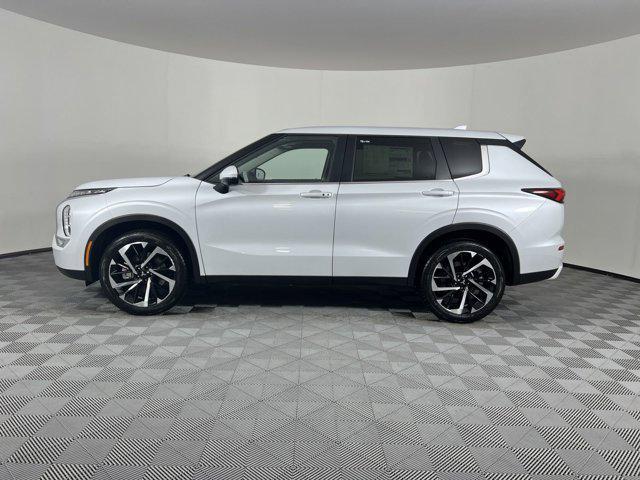 new 2024 Mitsubishi Outlander car, priced at $29,015