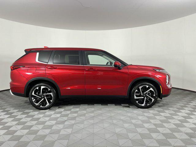 new 2024 Mitsubishi Outlander car, priced at $30,095