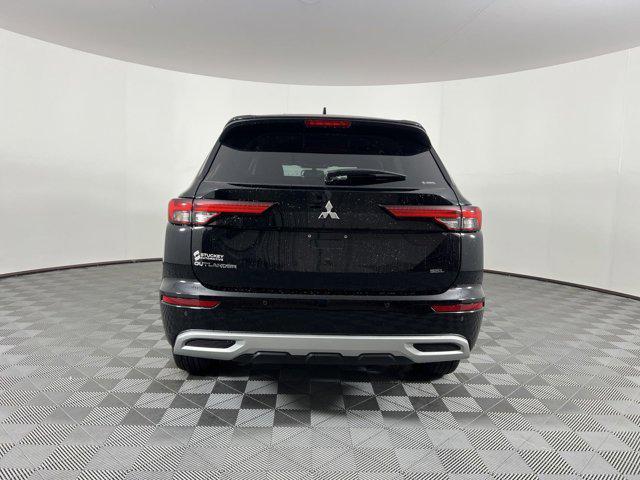 new 2024 Mitsubishi Outlander car, priced at $37,420