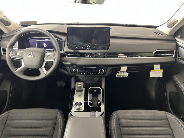 new 2025 Mitsubishi Outlander car, priced at $38,215