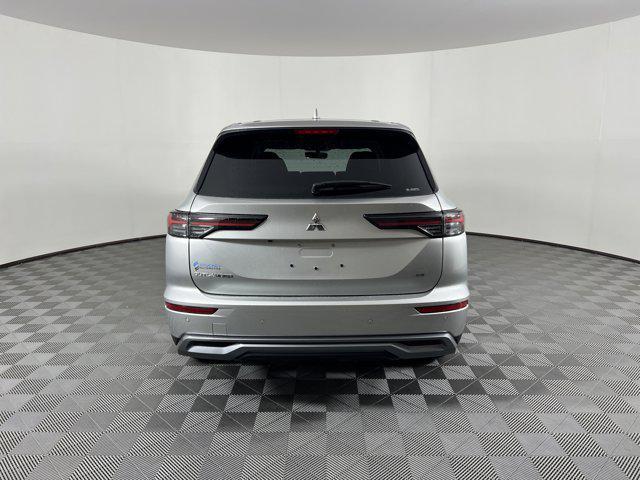 new 2025 Mitsubishi Outlander car, priced at $38,215