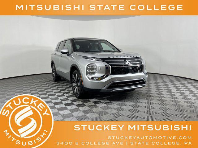 new 2025 Mitsubishi Outlander car, priced at $38,215