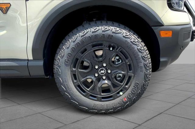 new 2025 Ford Bronco Sport car, priced at $43,883