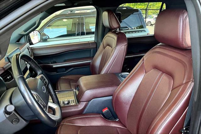 used 2023 Ford Expedition car, priced at $45,450