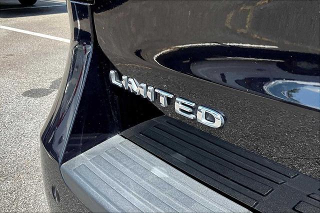 used 2023 Ford Expedition car, priced at $45,450