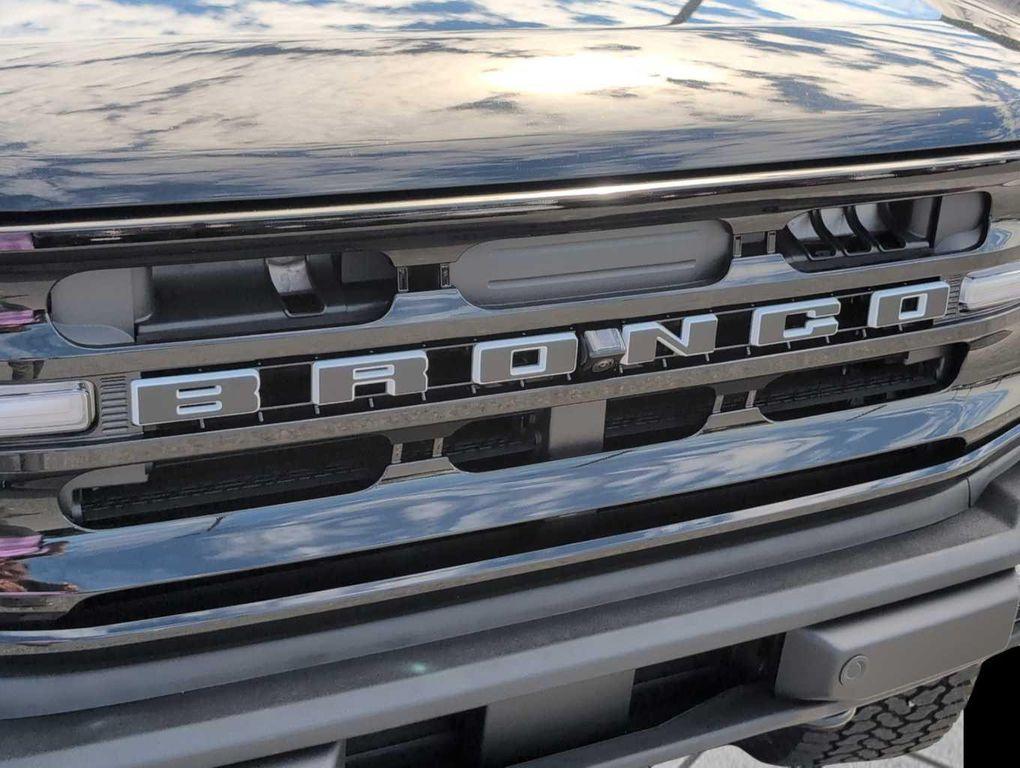 new 2025 Ford Bronco car, priced at $61,760