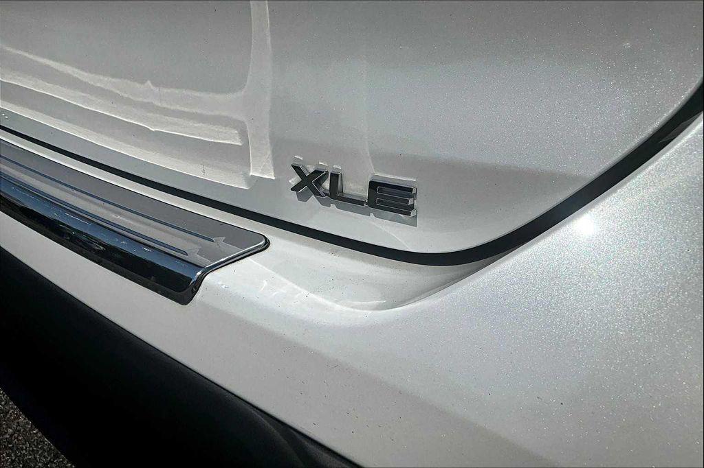 used 2023 Toyota Highlander car, priced at $35,750