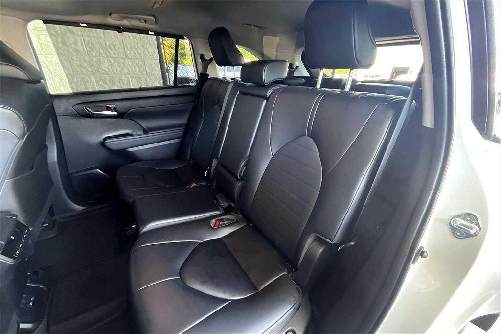 used 2023 Toyota Highlander car, priced at $35,750